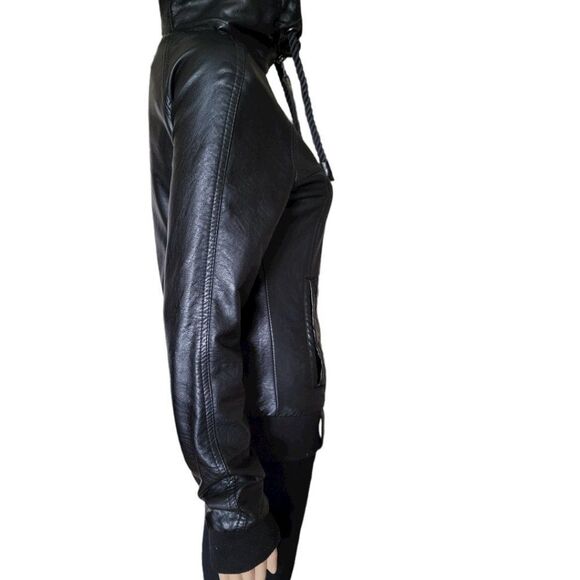 Naketano - Picture 3 of 6